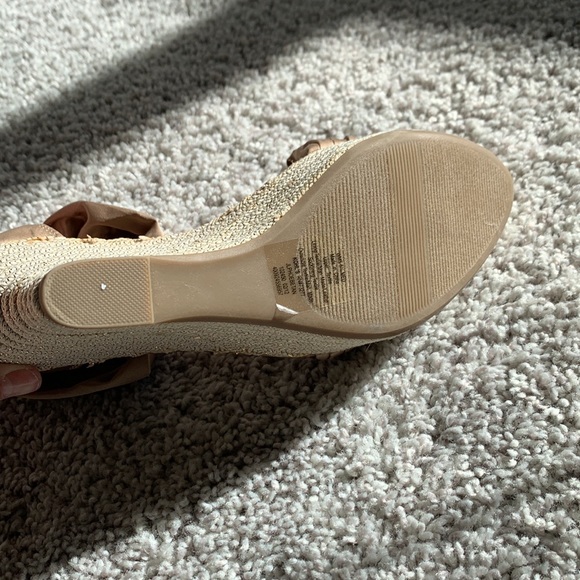J. Lo Wedge Shoes - Picture 4 of 5